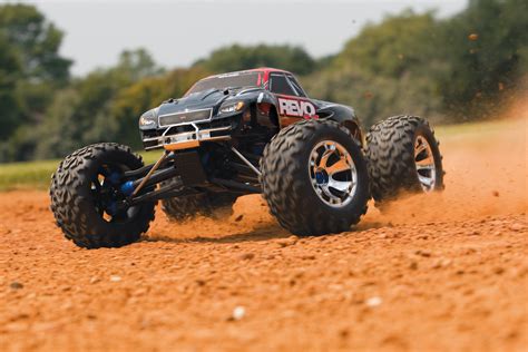 Traxxas Revo Hobby RC Car, Truck & Motorcycle Monster。